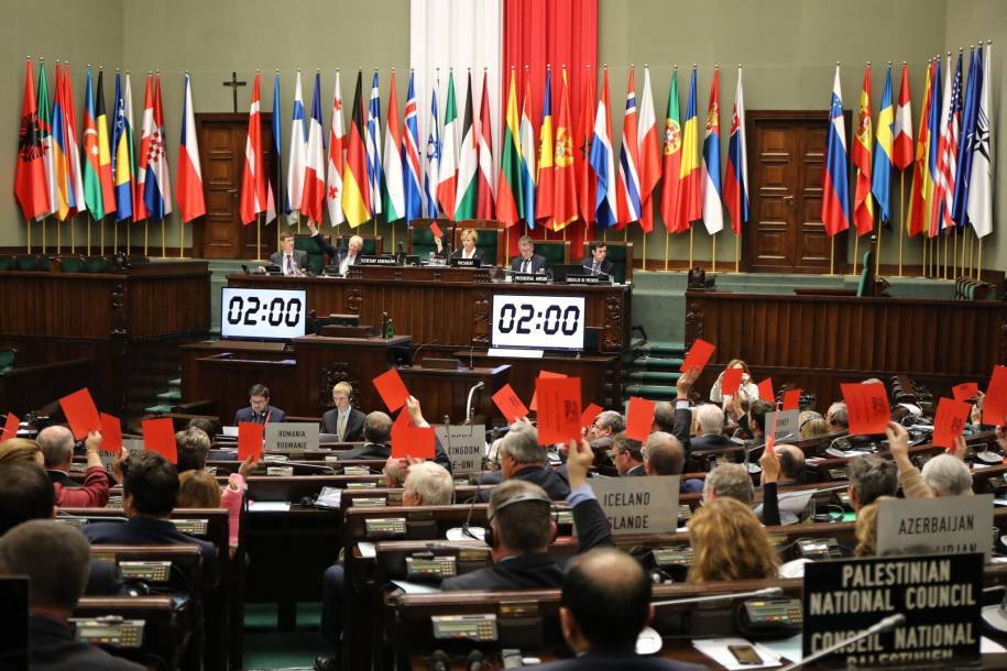 Парламентська асамблея НАТО засідання